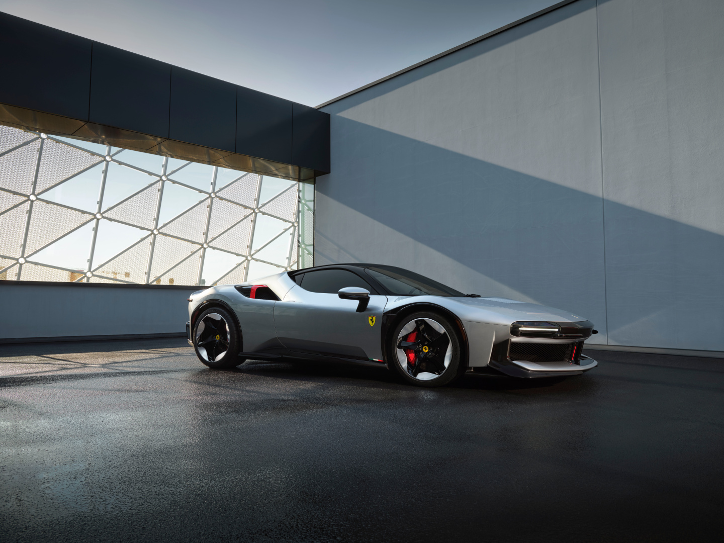 SMALL_FERRARI_CZ26_20260814_PIC_18